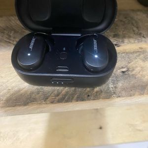 Bose noise canceling headphones